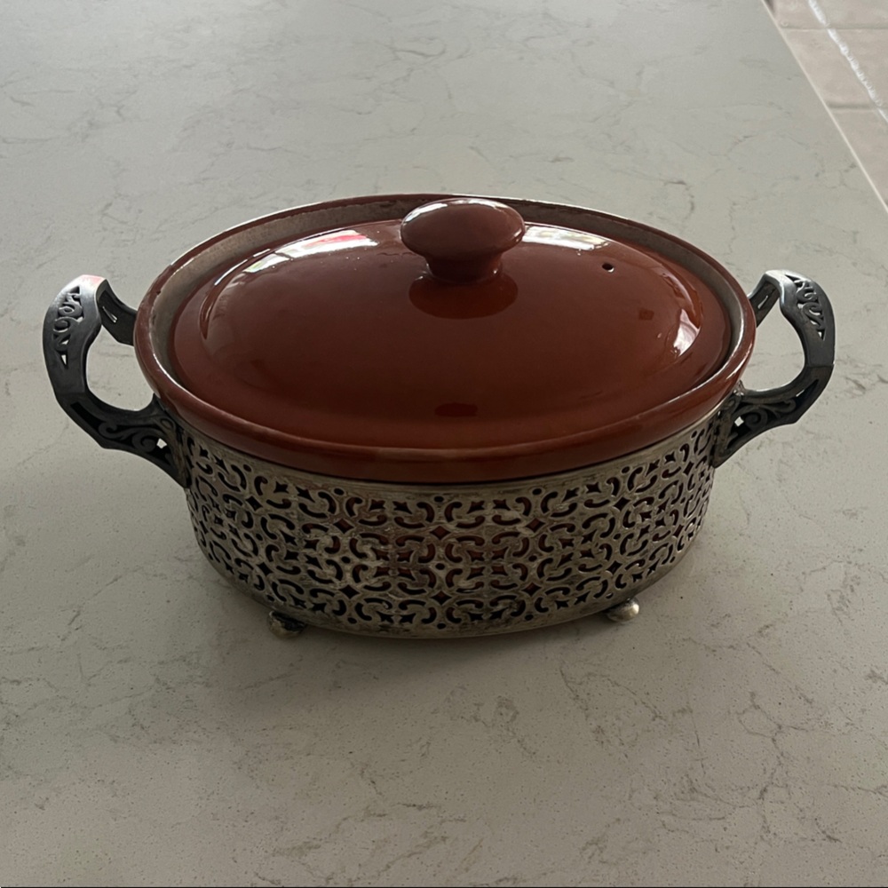 Elegant Terracotta Casserole Dish with Intricate Silver Handles
